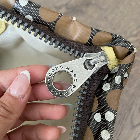 Marc Jacobs Unique Spotted Shoulder Tote - Picture 7 of 8